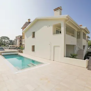 Domus Fiorita Apartment